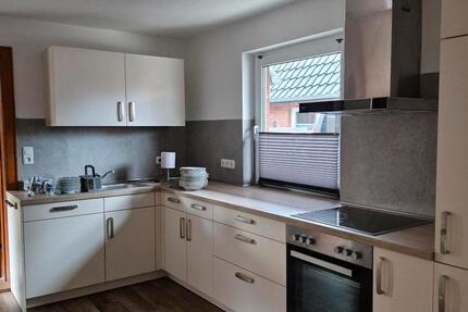 Haus Hennstedt - 2 Zimmer, 90 m&sup2;, 800&euro; | Angebot:25320802