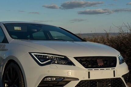 Seat Leon 51.358 km 26.500 &euro; Bad Frankenhausen 06567