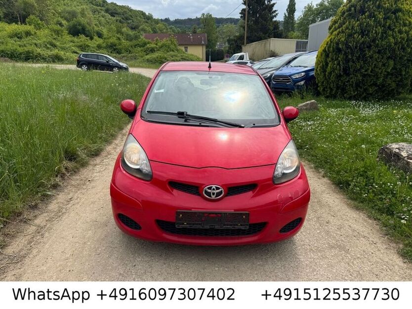 Aygo (X)
