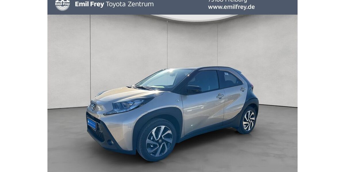 Toyota Aygo (X) 3.429 km 18.590 &euro; Freiburg 79108