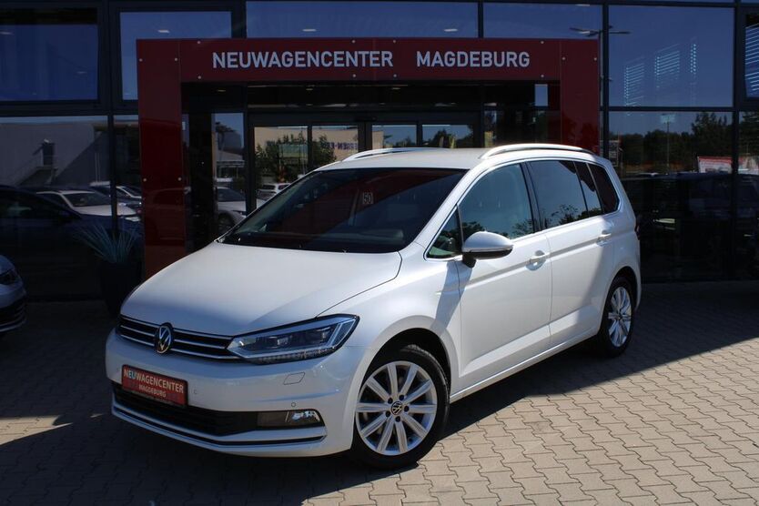 VW Touran 26.492 km 33.880 € Magdeburg 39128