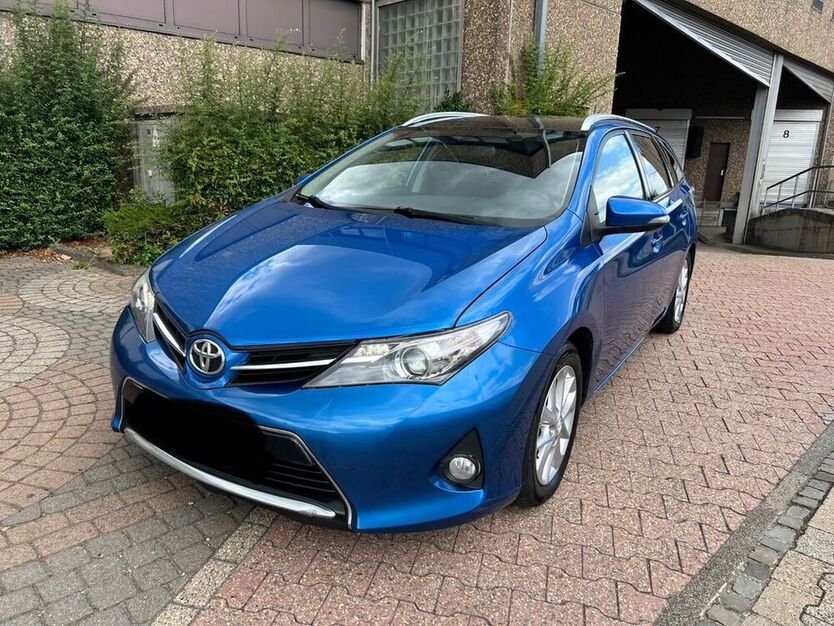 Auris