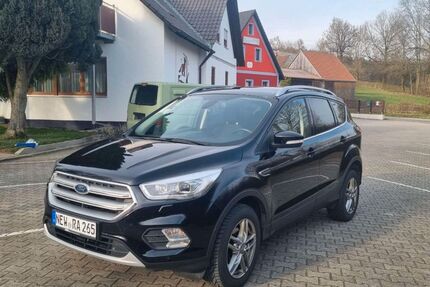 Ford Kuga 126.000 km 12.250 &euro; Vohenstrauss 92648