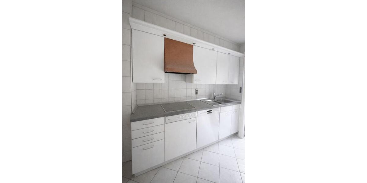 Doppelhaushälfte Holzgerlingen - 6 Zimmer, 178 m&sup2;, 3.000&euro; | Angebot:25519426