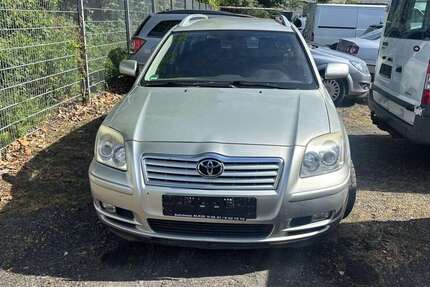 Toyota Avensis 227.000 km 1.499 &euro; Osnabrück 49084