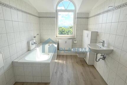 Wohnung Schwerin - 4 Zimmer, 105 m&sup2;, 1.417&euro; | Angebot:26645278