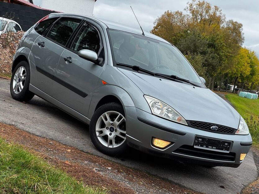 Ford Focus 114.600 km 2.390 € Schlitz-Queck 36110