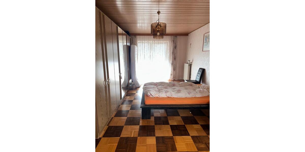 Einfamilienhaus Burkardroth - 6 Zimmer, 180 m&sup2;, 1.200&euro; | Angebot:26628083