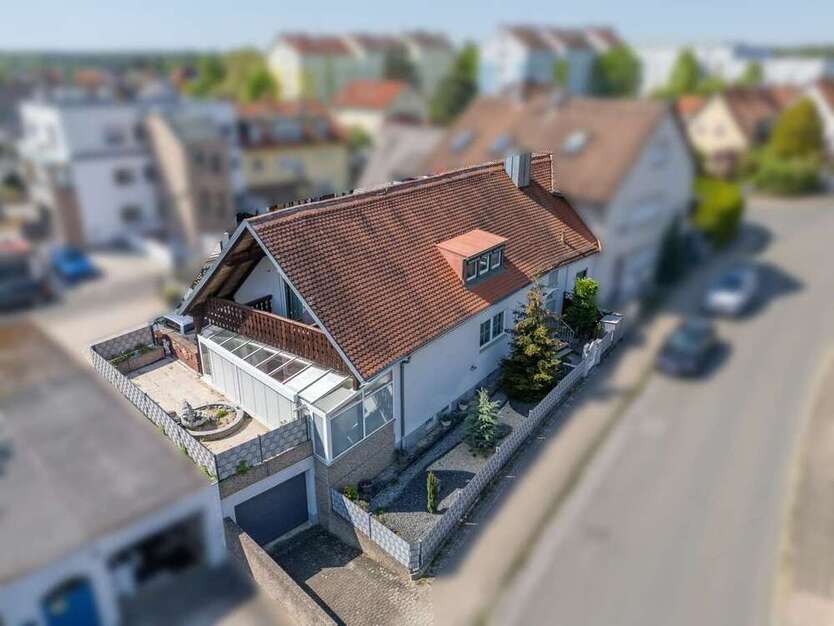 Haus zum Kaufen in Zirndorf 489.000 € 136 m²