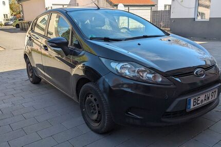 Ford Fiesta 135.000 km 2.490 &euro; Gütersloh 33330