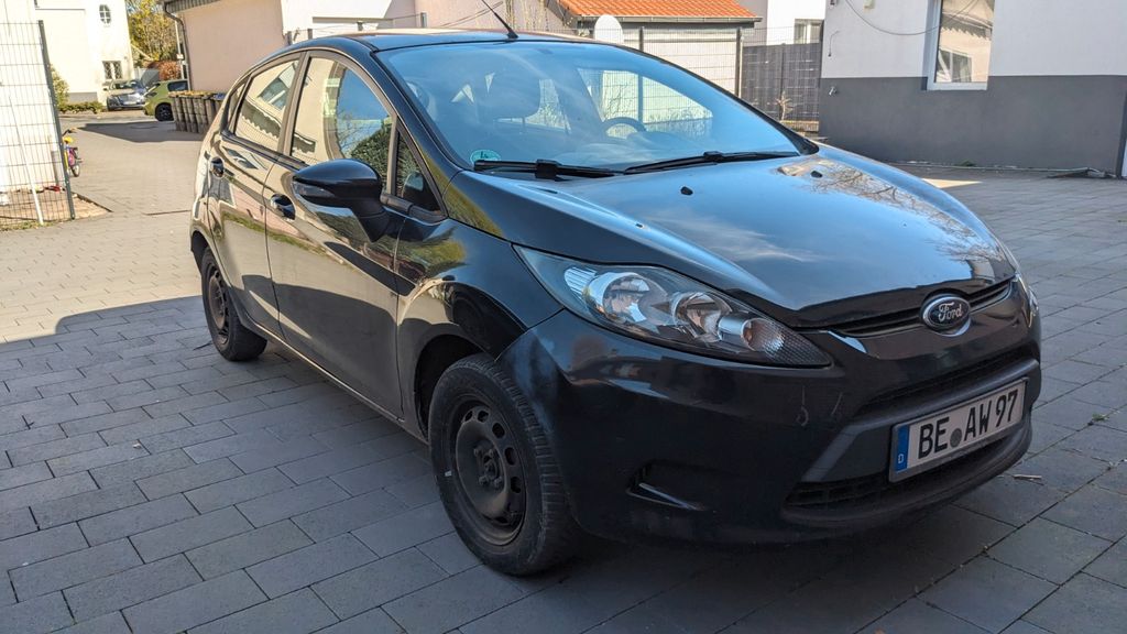 Ford Fiesta 135.000 km 2.750 &euro; Gütersloh 33330