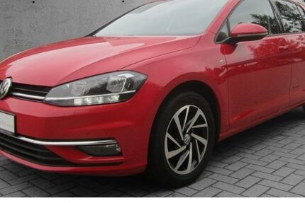 VW Golf 90.114 km 15.899 &euro; Cottbus 03044