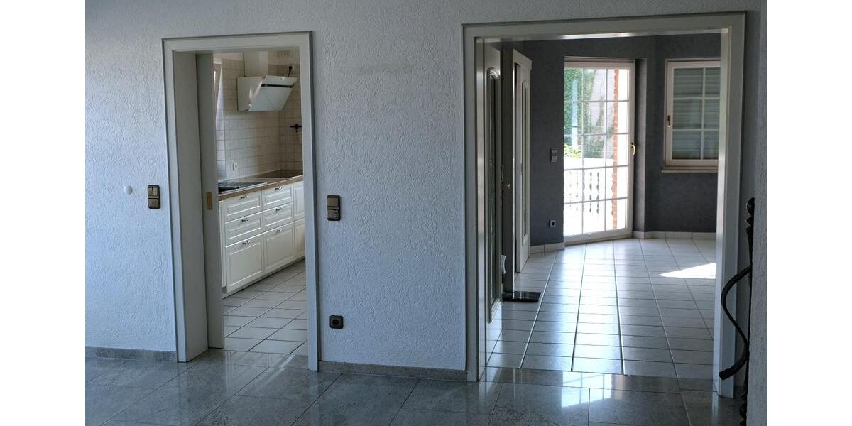 Einfamilienhaus Limburg an der Lahn - 7 Zimmer, 200 m&sup2;, 639.000&euro; | Angebot:26050198