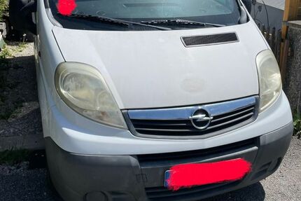 Opel Vivaro 274.375 km 3.200 &euro; oberammergau 82487