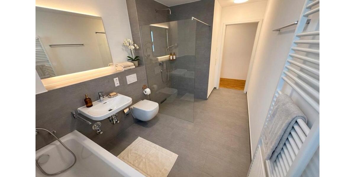 Erdgeschoßwohnung Augsburg - 5 Zimmer, 20 m&sup2;, 600&euro; | Angebot:25638263