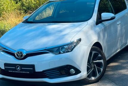 Toyota Auris 59.400 km 11.950 &euro; Willmering 93497