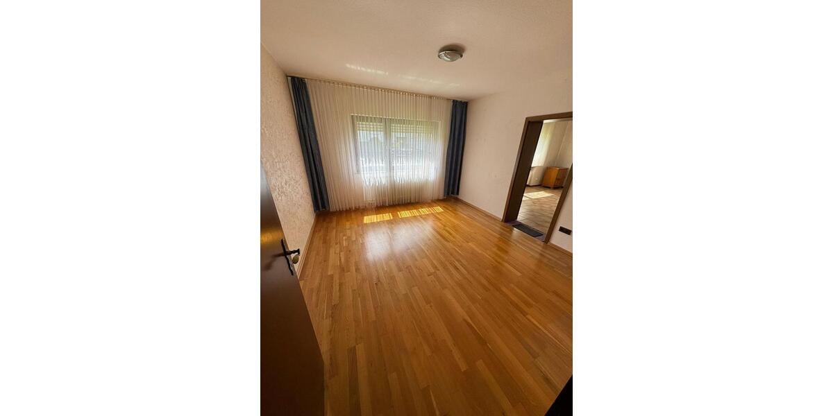 Erdgeschoßwohnung Biebertal - 3 Zimmer, 88 m&sup2;, 900&euro; | Angebot:25278944