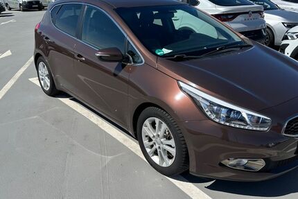 Kia ceed / Ceed 155.000 km 7.200 &euro; Hamburg 20251