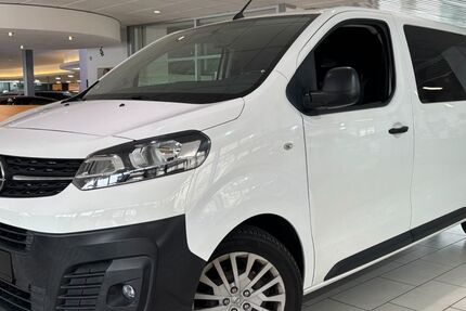Opel Vivaro 89.150 km 17.400 &euro; Schöningen 38364