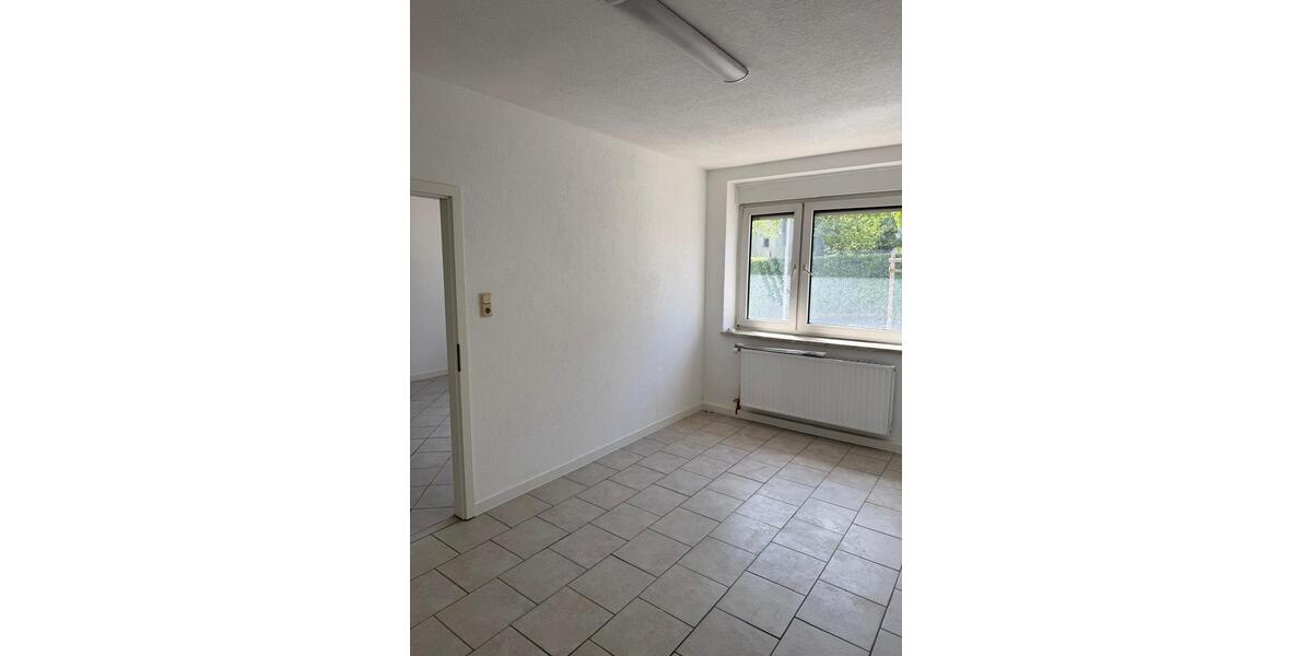 Erdgeschoßwohnung Bebra - 3 Zimmer, 70 m&sup2;, 700&euro; | Angebot:26416289