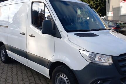 Mercedes-Benz Sprinter 191.000 km 18.800 € Berlin 12057