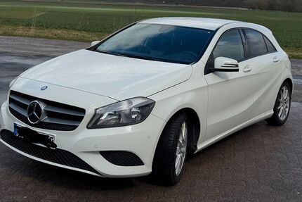 Mercedes-Benz A 180 113.000 km 8.900 &euro; Trendelburg 34388