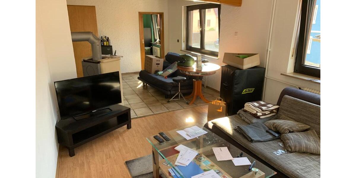 Etagenwohnung Würzburg Lindleinsmühle - 4 Zimmer, 90 m&sup2;, 880&euro; | Angebot:25367412