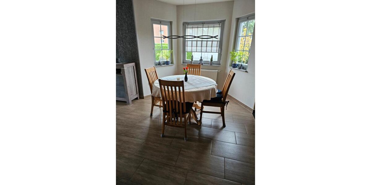 Einfamilienhaus Weeze - 7 Zimmer, 176 m&sup2;, 545.000&euro; | Angebot:27070659