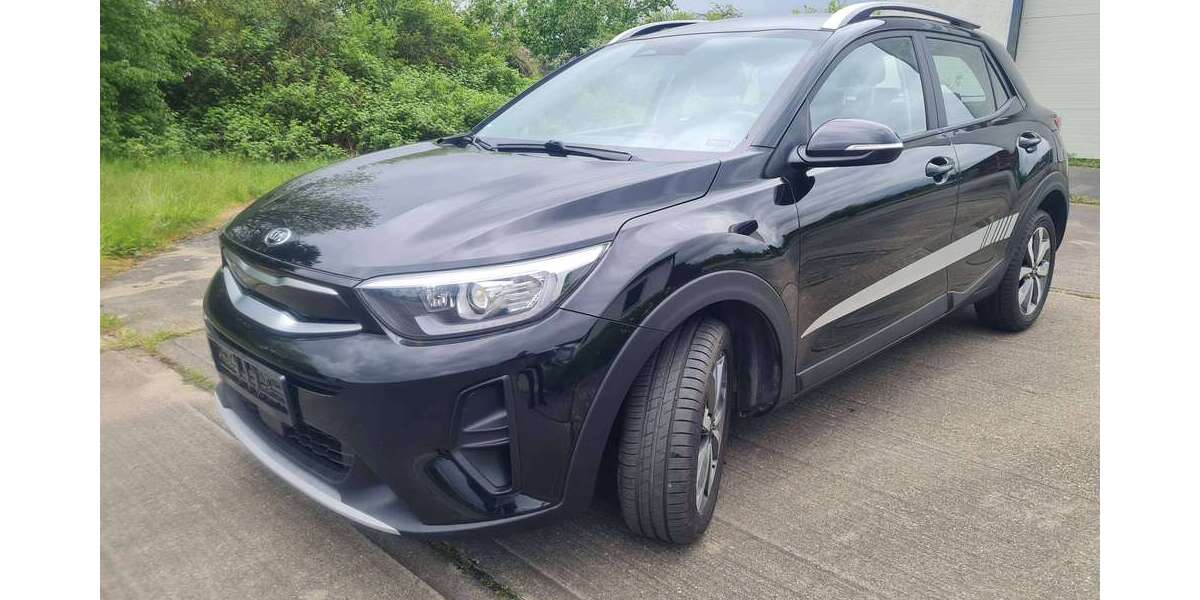 Kia Stonic 83.200 km 12.500 &euro; Dessau-Roßlau 06842