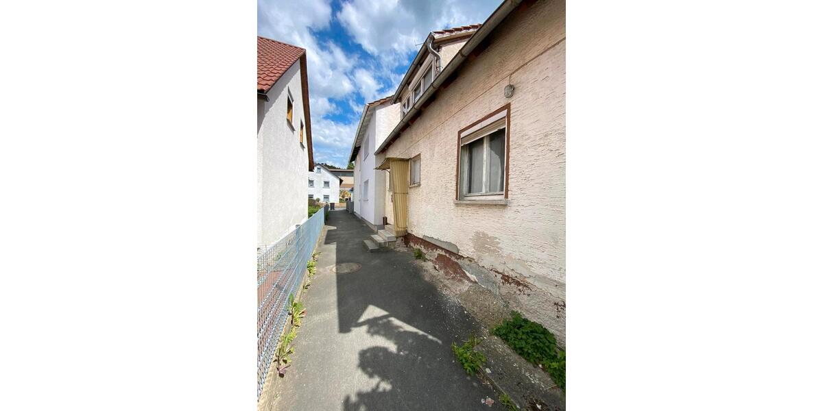 Einfamilienhaus Kronach - 5 Zimmer, 130 m&sup2;, 49.000&euro; | Angebot:24017267
