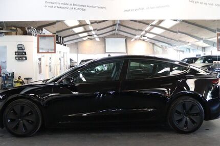 Tesla Model 3 Long Range AWD 4D 27.000 km 19.000 &euro; Frankfurt am Main 60594