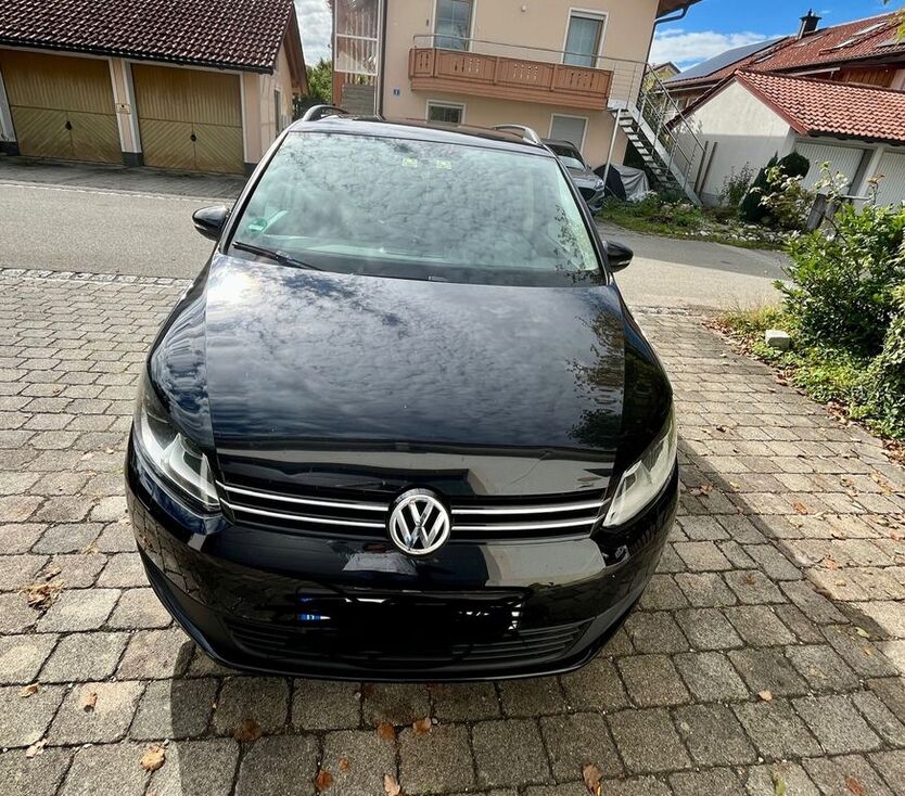 VW Touran 193.200 km 5.800 € Trostberg 83308