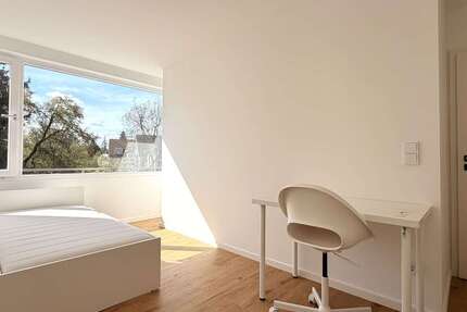 Zimmer München Allach-Untermenzing - 715&euro; | Angebot:26342255