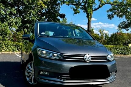 VW Touran 253.000 km 11.250 &euro; Schweinfurt 97424