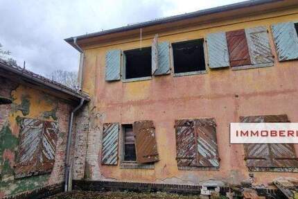 Haus Buckautal - 8 Zimmer, 300 m&sup2;, 159.000&euro; | Angebot:25032998