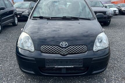 Toyota Yaris 228.141 km 2.350 € Nürnberg 90425