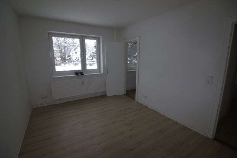 Wohnung zum Mieten in Neumünster 319 € 35.7 m²