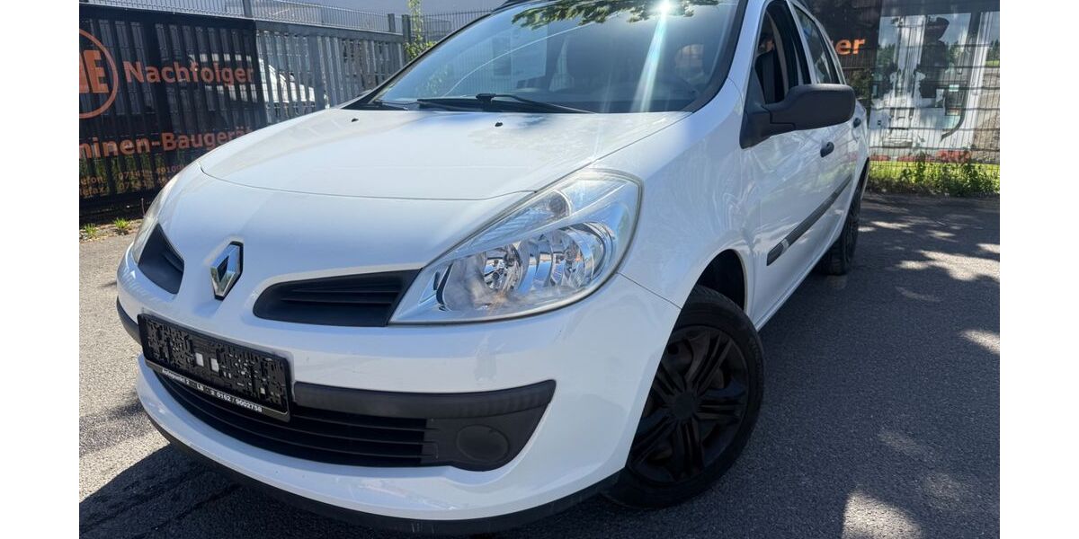 Renault Clio 77.000 km 2.990 &euro; MÖGLINGEN 71696