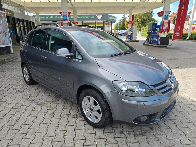 VW Golf 78.000 km 5.950 € Garching 85748