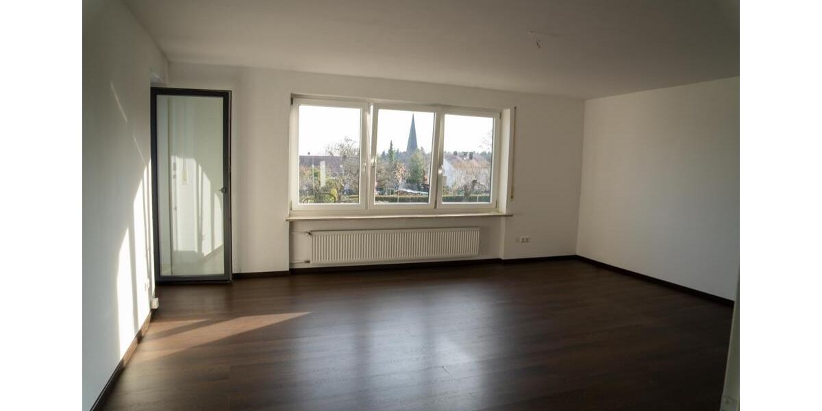 Etagenwohnung Regensburg Galgenberg - 5 Zimmer, 119 m&sup2;, 1.940&euro; | Angebot:25881477
