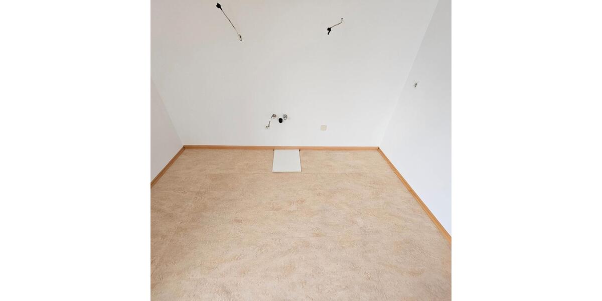 Etagenwohnung Deggendorf - 4 Zimmer, 115 m&sup2;, 1.100&euro; | Angebot:26413727