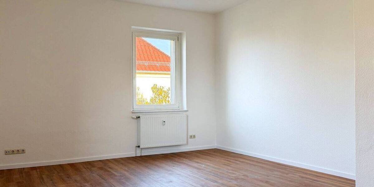 Etagenwohnung Zörbig - 3 Zimmer, 80 m&sup2;, 480&euro; | Angebot:24027971