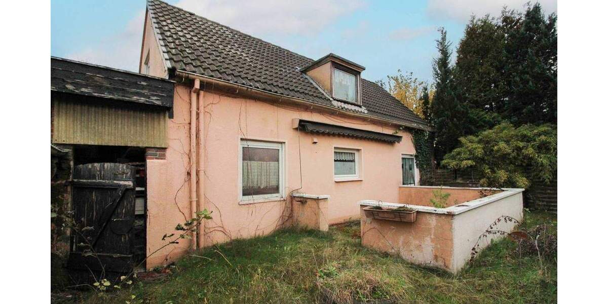 Einfamilienhaus in Neumünster mit großem Grundstück und viel Potenzial zur individuellen Gestaltung 4 zimmer