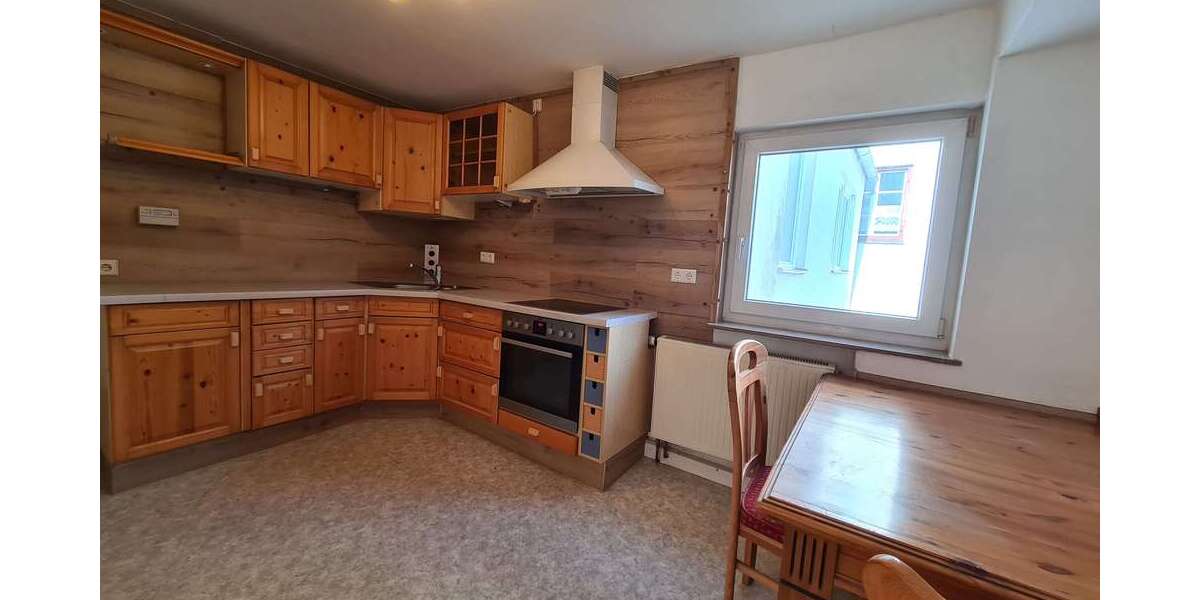 Etagenwohnung Harburg - 6 Zimmer, 182 m&sup2;, 130.000&euro; | Angebot:26234999