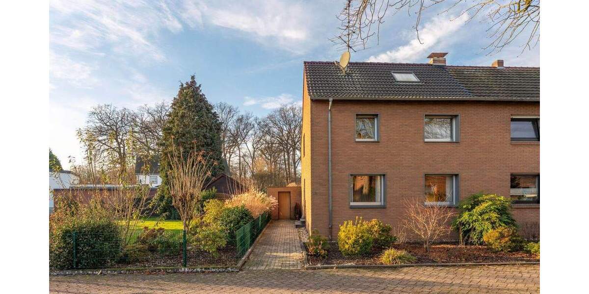 Doppelhaushälfte Grefrath - 4 Zimmer, 110 m&sup2;, 250.000&euro; | Angebot:24723653