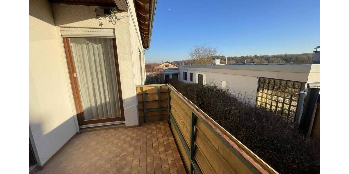 Etagenwohnung Vaihingen an der Enz Roßwag - 5 Zimmer, 127 m&sup2;, 285.000&euro; | Angebot:26082965