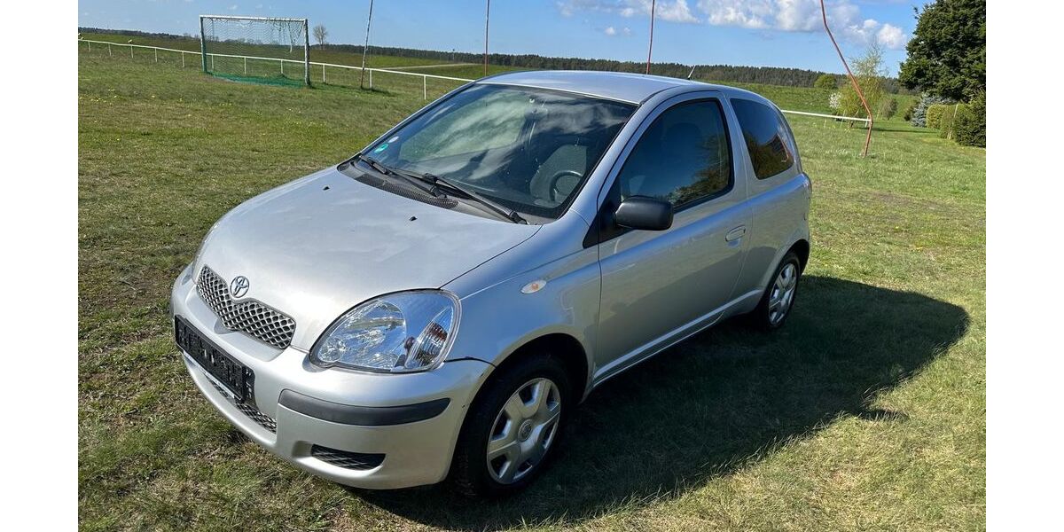 Toyota Yaris 193.000 km 1.700 &euro; Teldau 19273