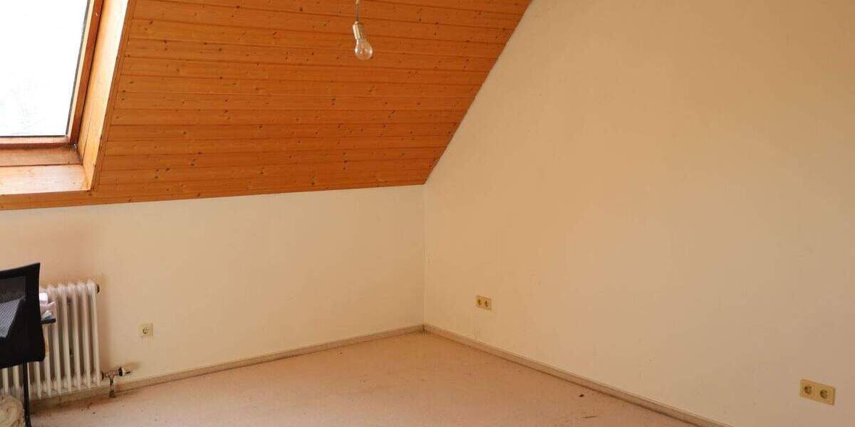 Mehrfamilienhaus, Wohnhaus Meßstetten Oberdigisheim - 7 Zimmer, 202 m&sup2;, 245.000&euro; | Angebot:25775849