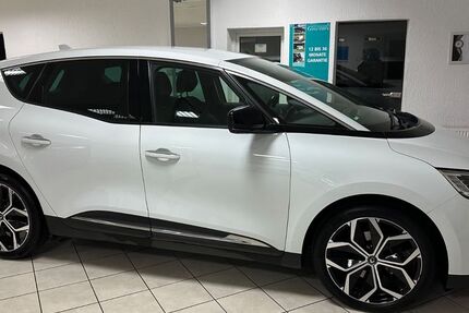 Renault Scenic 61.820 km 15.999 &euro; Voerde 46562