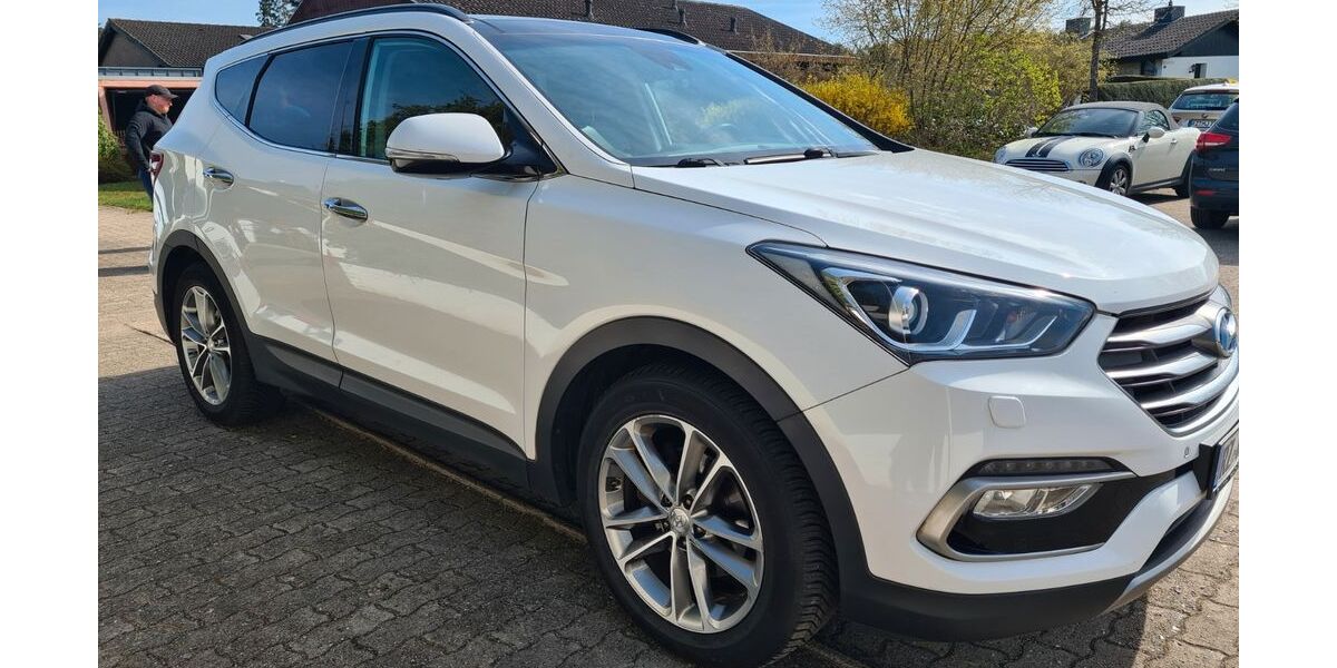 Hyundai SANTA FE 159.000 km 13.800 &euro; Mölln 23879